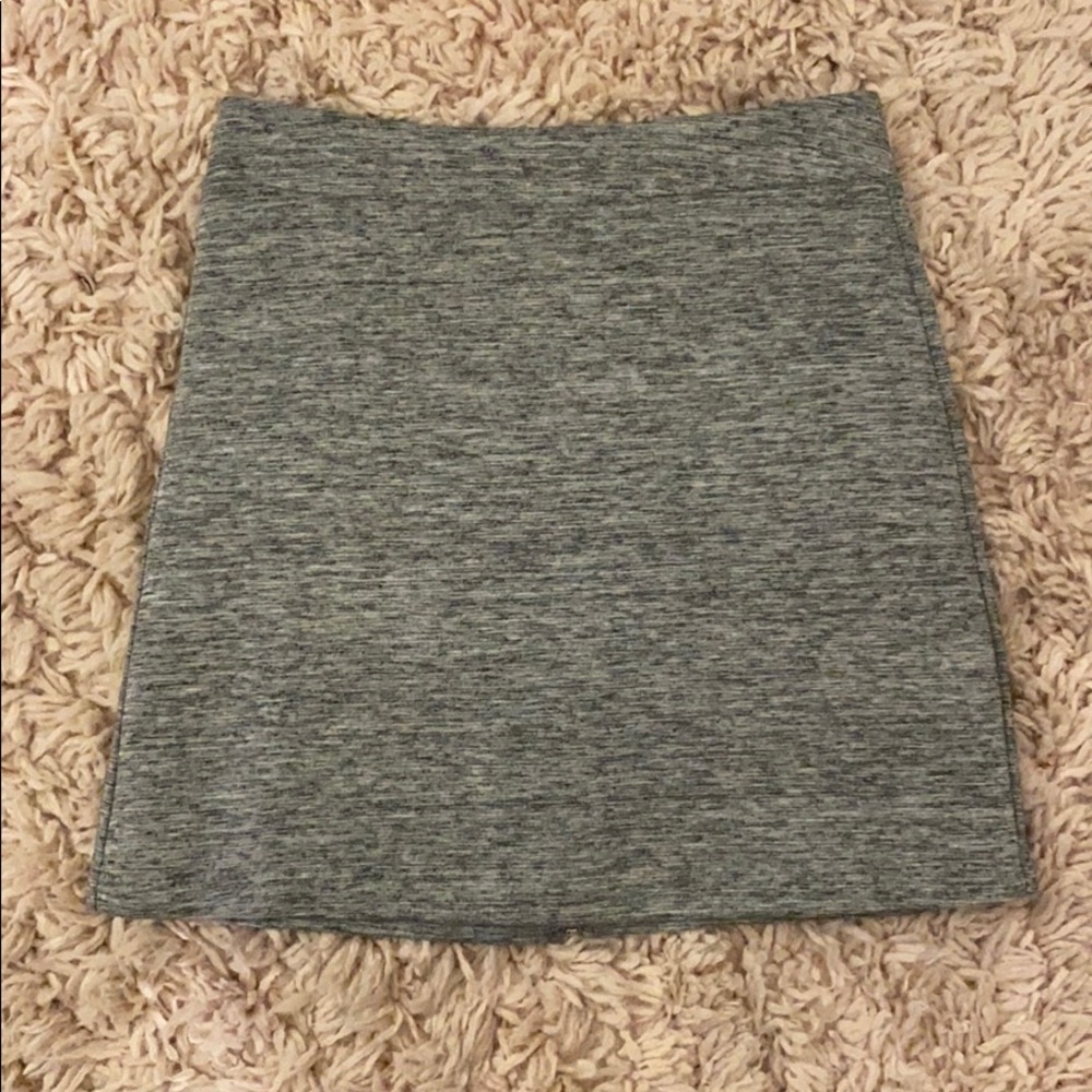 Grey pencil skirt